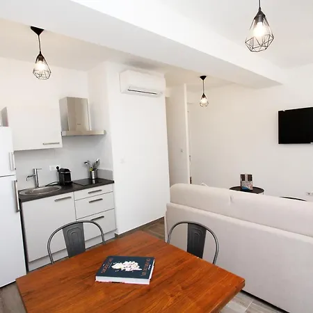 T2 Confortable Et Calme, 4 Rue Conventionnel Chiappe, Quartier Citadelle! Ajaccio (Corsica)
