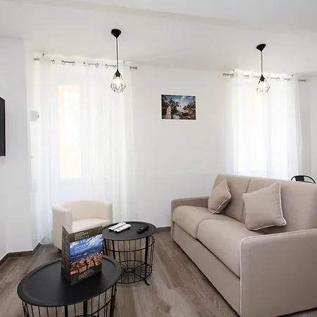T2 Confortable Et Calme, 4 Rue Conventionnel Chiappe, Quartier Citadelle! Appartement *