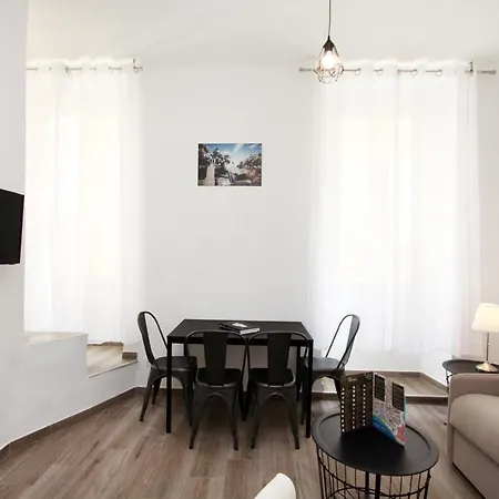 T2 Confortable Et Calme, 4 Rue Conventionnel Chiappe, Quartier Citadelle! Ajaccio (Corsica)