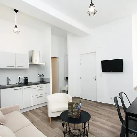 T2 Confortable Et Calme, 4 Rue Conventionnel Chiappe, Quartier Citadelle! Appartement Ajaccio (Corsica)