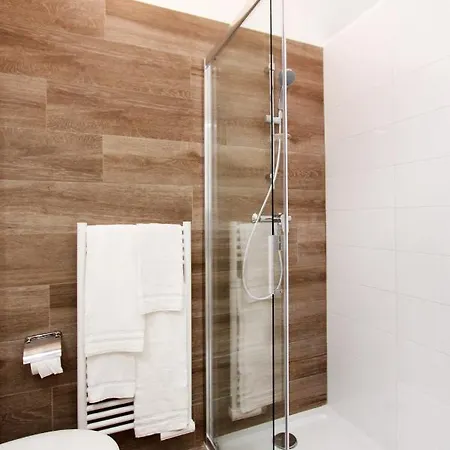 T2 Confortable Et Calme, 4 Rue Conventionnel Chiappe, Quartier Citadelle! Appartement *